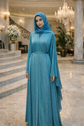 Abaya bleu pétrole élégante avec voile inclus - Coupe fluide & finitions brillantes
